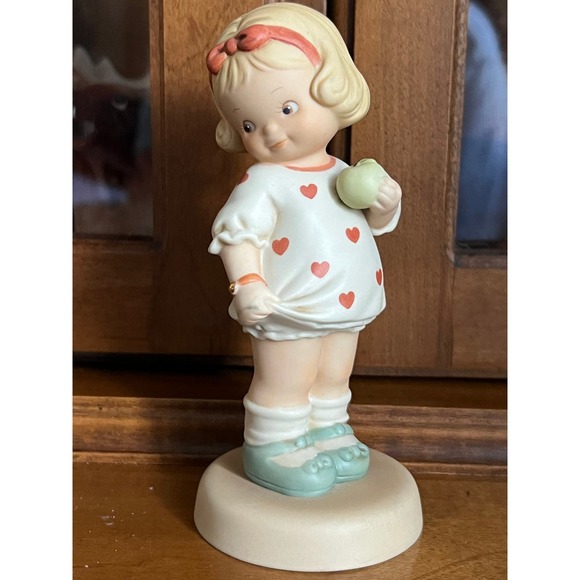 Memories of Yesterday "Will you be Mine?" Girl in Heart Print Dress - Picture 3 of 6